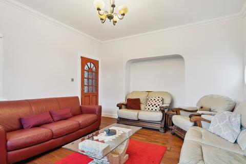 87 Menock Road, Glasgow, G44 5SD