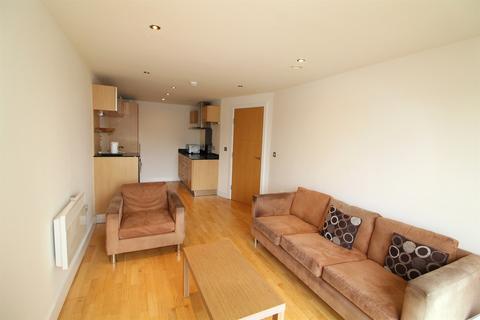 1 bedroom apartment to rent, Mackenzie House, Leeds, LS10