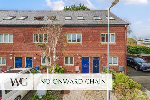 4 bedroom terraced house for sale