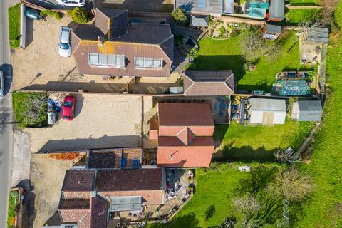 2 bedroom detached house for sale, Coast Road, Berrow, Burnham-on-Sea, TA8