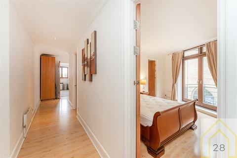 2 bedroom flat for sale, London  E1W
