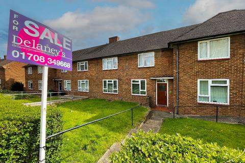 70 Dudley Road, Romford, RM3 8LL