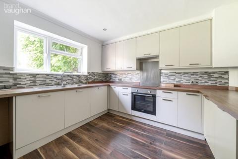 4 bedroom semi-detached house to rent, Henfield Way, Hove, East Sussex, BN3