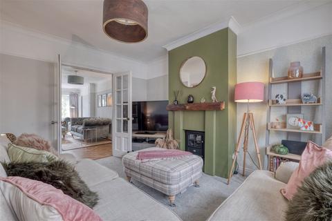 68 Arnold Road, Shirley, Solihull, B90 3JS
