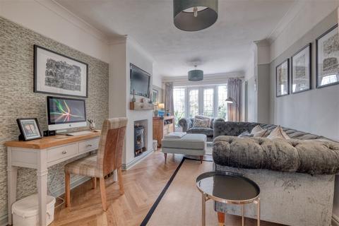 68 Arnold Road, Shirley, Solihull, B90 3JS