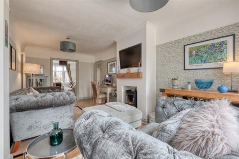 68 Arnold Road, Shirley, Solihull, B90 3JS