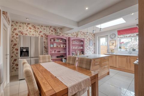 68 Arnold Road, Shirley, Solihull, B90 3JS