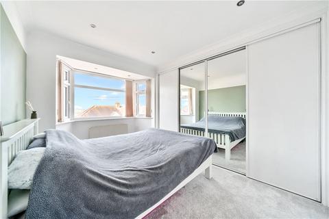 34 Clayhill Crescent, London, SE9 4JB