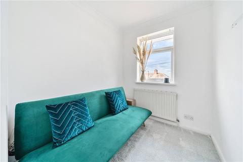 34 Clayhill Crescent, London, SE9 4JB