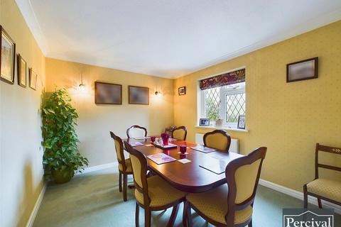 111 Tilkey Road, Coggeshall, Colchester, CO6 1QN
