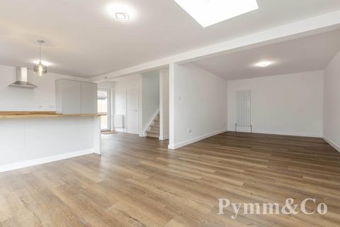 11 Moore Avenue, Norwich, NR6 7LA