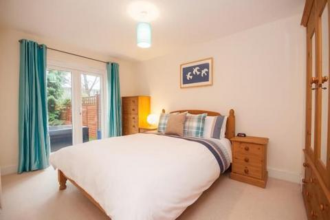 5 bedroom townhouse to rent, Reigate RH2