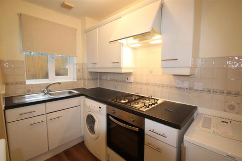 1 bedroom end of terrace house to rent, Horsham RH12