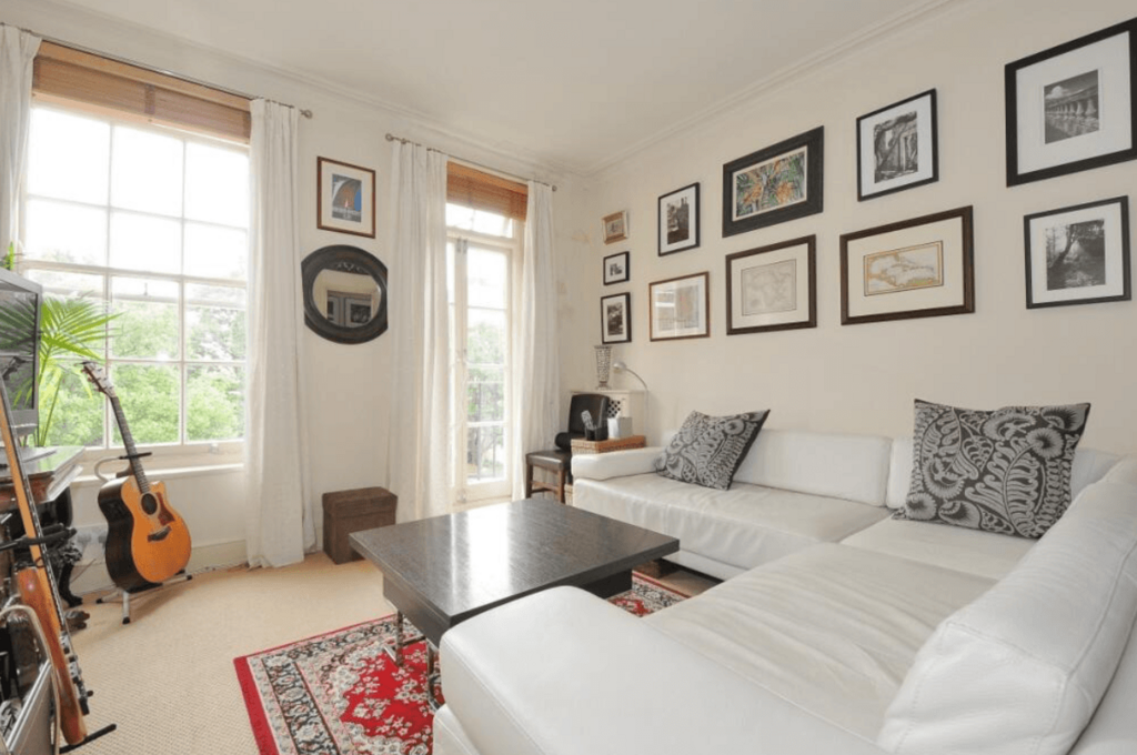2 bedroom flat to rent in St Johns Wood