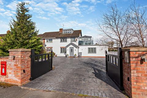 4 bedroom semi-detached house for sale, Boughton Hall Avenue, Chester, Cheshire, CH3