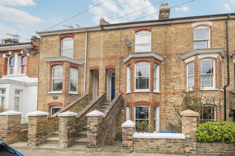 4 bedroom terraced house for sale, Edith Road, Faversham, ME13