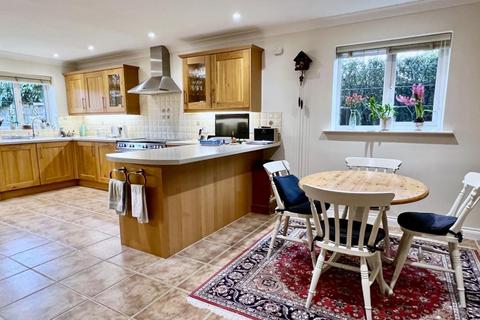 102 Woolsbridge Road, Ashley Heath, Ringwood, BH24 2LZ