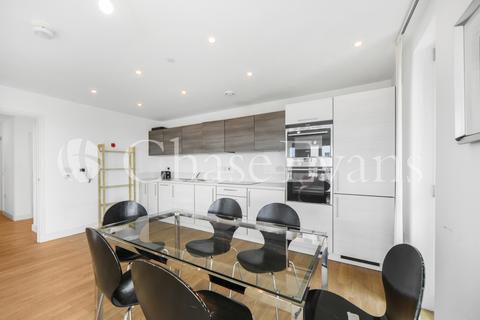 3 bedroom apartment for sale, Marner Point, Jefferson Plaza, Bromley-by-Bow, E3