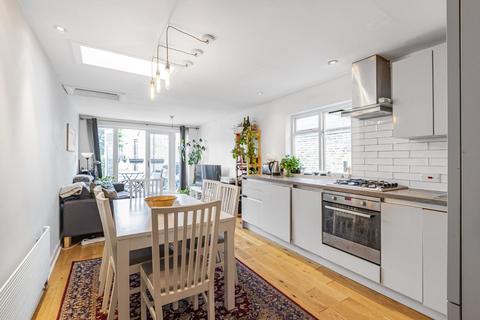 56a Trinity Road, London, SW17 7RH