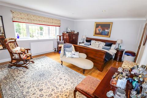 11 Brackendale Close, Camberley, GU15 1HP