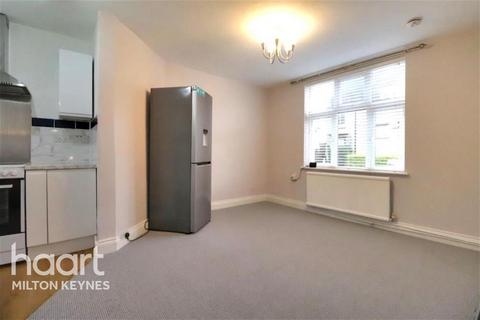 3 bedroom terraced house to rent, Western Road, Bletchley