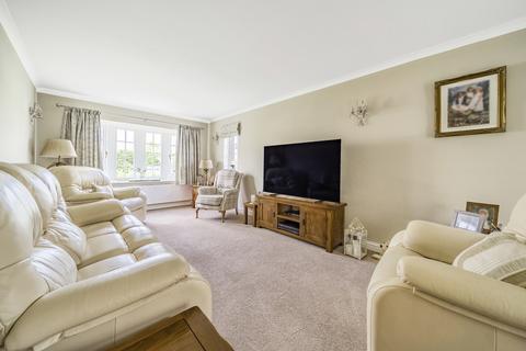 4 bedroom detached house for sale, Wheatfields, Hillington