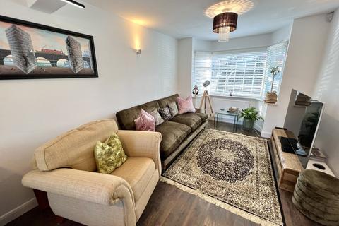 3 bedroom semi-detached house for sale, Newborough Road, Shirley