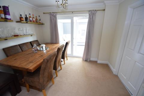 7 Burghley Walk, Shipley, BD18 1QH