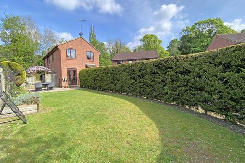 4 bedroom detached house for sale, Norwood Grove, Harrogate