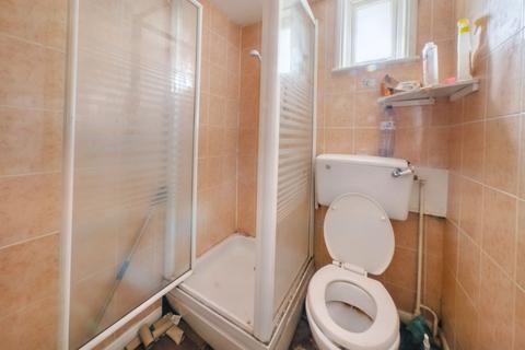 9 Ceylon Place, Eastbourne, BN21 3JE