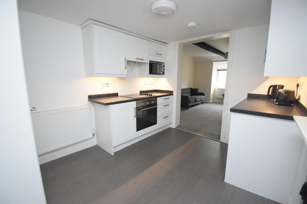 Kitchen (2)