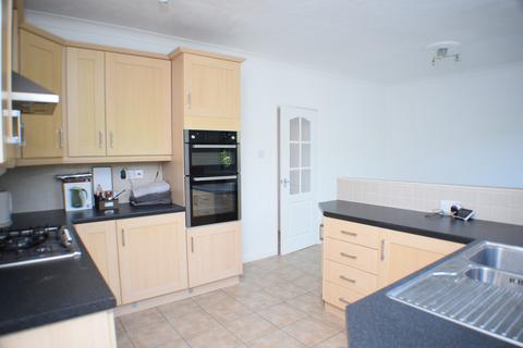 4 bedroom detached house to rent, Wembdon Road, Bridgwater TA6