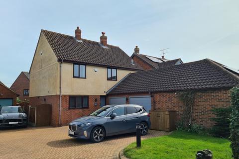 4 bedroom detached house for sale, Nipsells Chase, Mayland