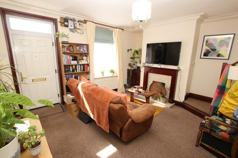 1 bedroom terraced house to rent, High Bank, Thurlstone