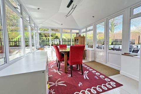 46 Chipponds Drive, St Austell, PL25 5DE