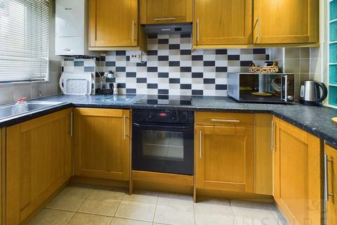 79 Bashford Way, Worth, Crawley, RH10 7YG