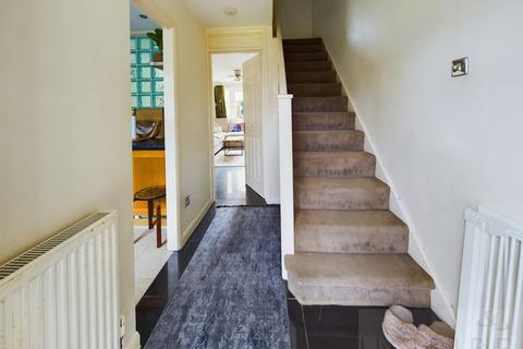 79 Bashford Way, Worth, Crawley, RH10 7YG