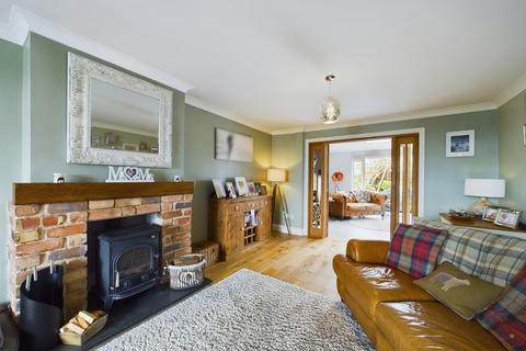 12 Bondfield Lane, Yoxall, Burton-on-trent, DE13 8QF