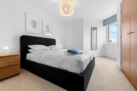1 bedroom apartment for sale, Marseille House, Hansen Court, Century Wharf, Cardiff