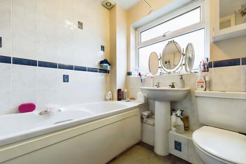 27 Crowson Way, Deeping St James, Peterborough, PE6 8EY