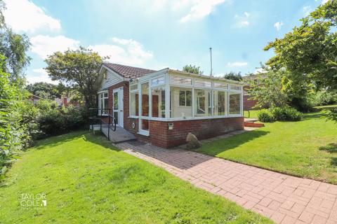 2 bedroom detached bungalow for sale, Quince, Amington