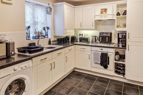 2 bedroom apartment for sale, Primrose Place, Bessacarr