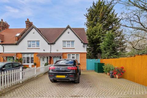 3 bedroom end of terrace house for sale, Vicarage Road, Bexley