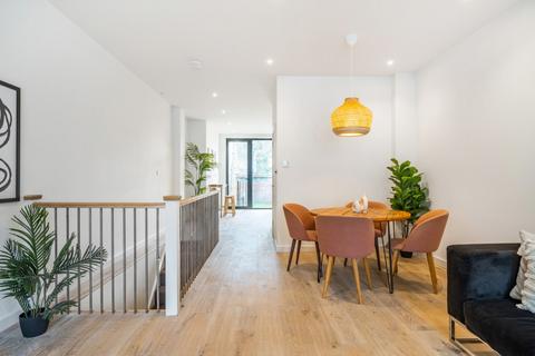 2 bedroom apartment for sale, 183 Devonshire Road, London, SE23