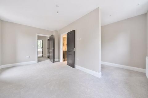 72 Selcroft Road, Purley, CR8 1AH