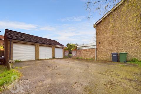 3 bedroom end of terrace house for sale, Mountbatten Road, Bungay