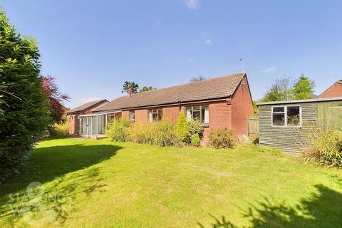 4 bedroom detached bungalow for sale, Strumpshaw Road, Brundall, Norwich