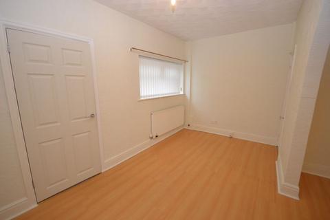 2 bedroom terraced house to rent, Midland Street, Widnes
