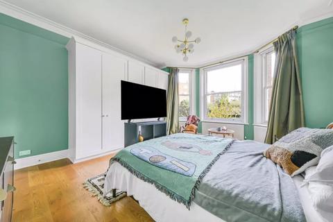 4 bedroom apartment to rent, Marlborough Mansions, Cannon Hill, West Hampstead, London NW6
