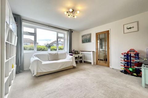5 Calcutt Close, Dunstable, LU5 4NL